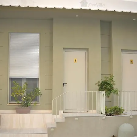 Fleeville Zhan 7 Durrës
